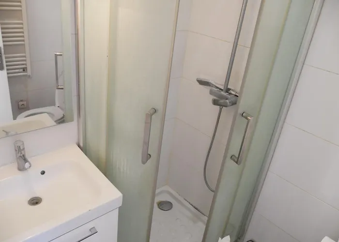 Celeste Apartment Melun