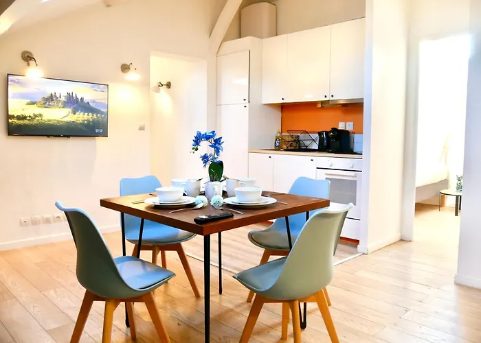 Celeste Apartment